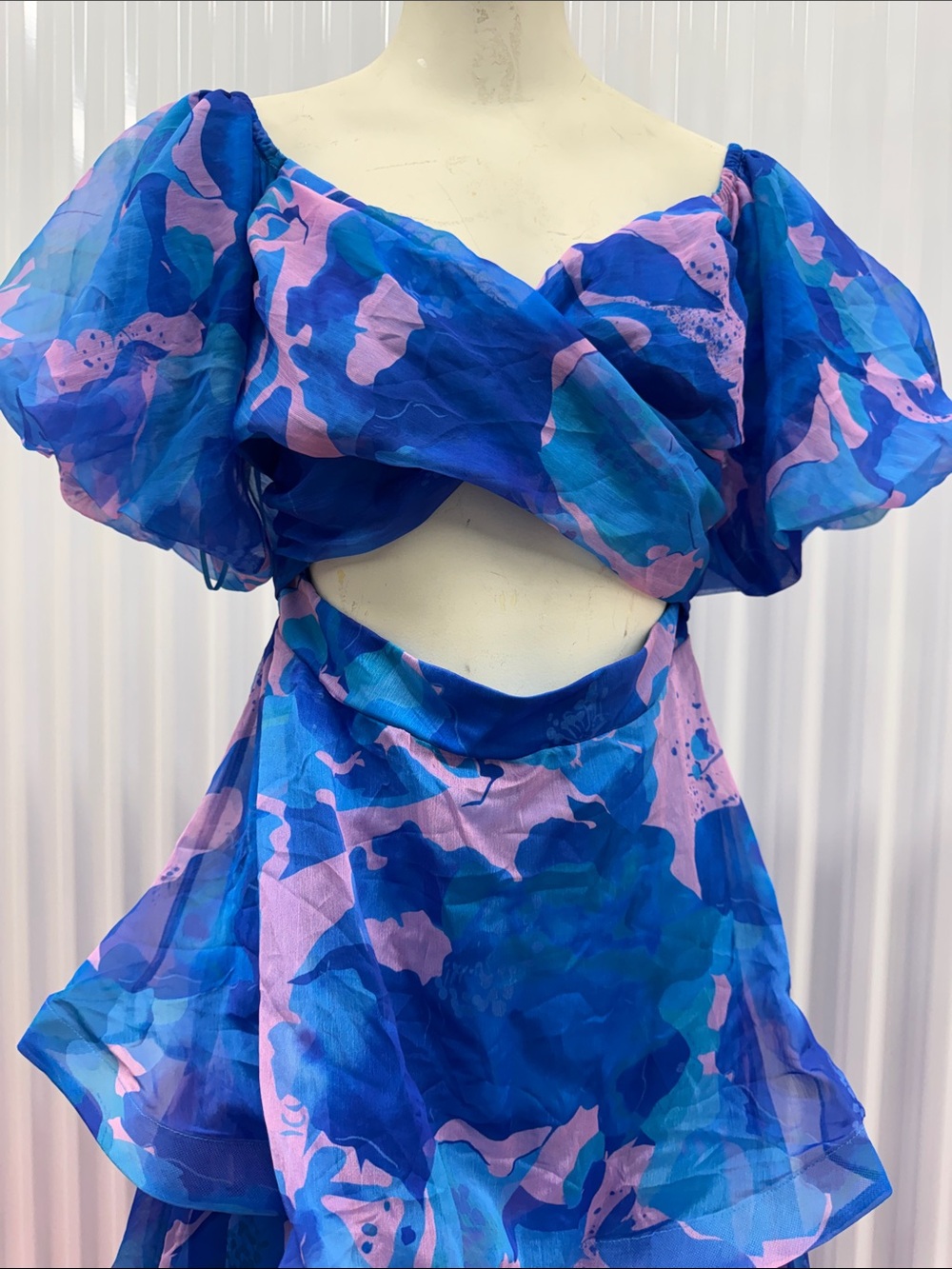 NWT Hello Molly Blue & Pink Organza Cutout Tiered Midi Dress | US 8 - Picture 6 of 16